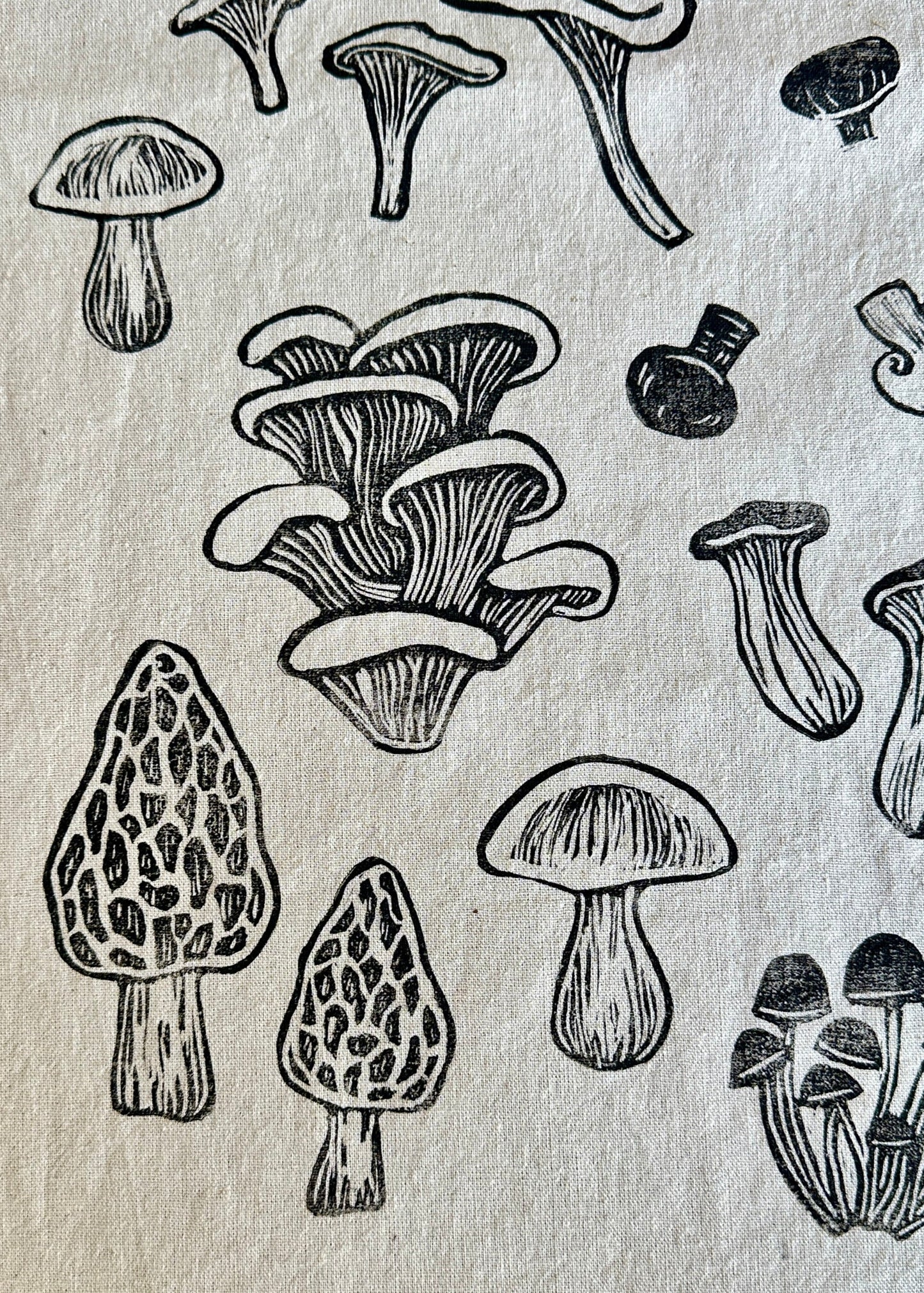 mushroom table runner